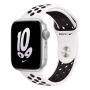 Apple Watch Nike SE (2022), 44 мм корпус из алюминия цвета «Silver», ремешок Nike Sport Band размера S/M цвета «Summit White/Black»